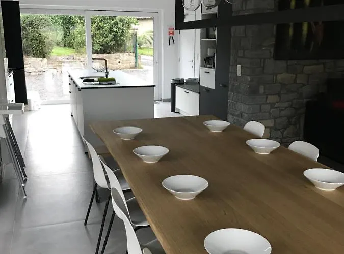 'il Y A' 11 à 13 Pers #nature #familles #calme #pas D'abus D'alcool Casa vacanze Marche-en-Famenne