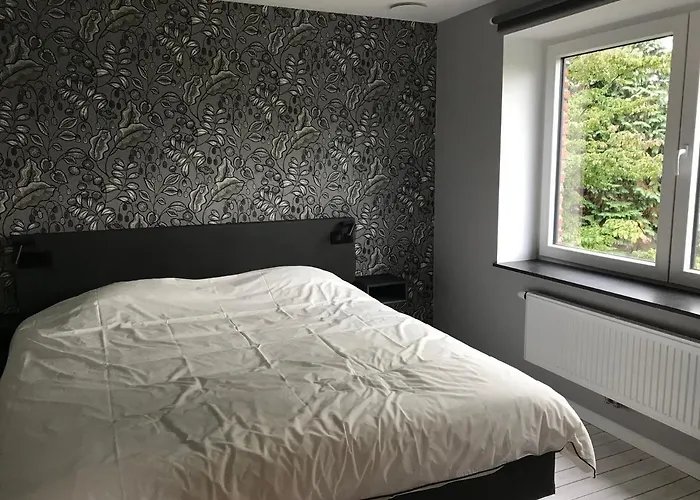 'il Y A' 11 à 13 Pers #nature #familles #calme #pas D'abus D'alcool Casa vacanze Marche-en-Famenne